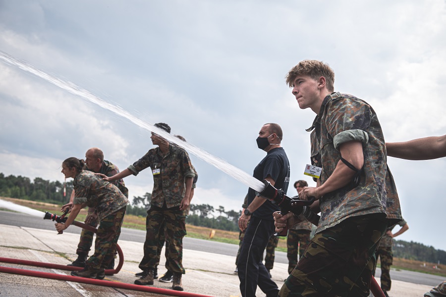 Pour le retour du service militaire volontaire